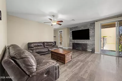 13408 W Maui Lane, Surprise, AZ 85379 - Photo 6