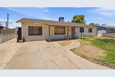 4832 W Earll Drive, Phoenix, AZ 85031 - Photo 2