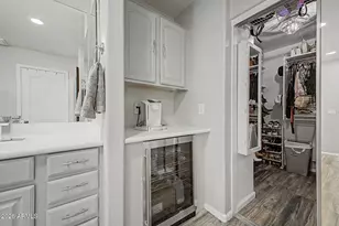 2826 E Saguaro Park Ln, Phoenix, AZ 85024 - Photo 20