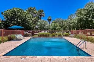 170 E Coronado Rd, Phoenix, AZ 85004 - Photo 30