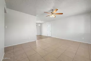 1022 W Anderson Dr, Phoenix, AZ 85023 - Photo 10