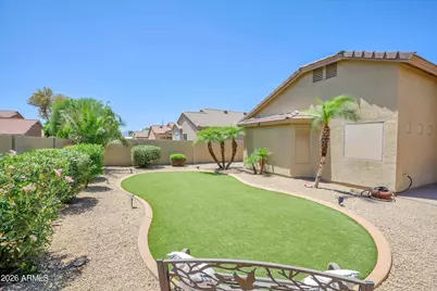16209 W Mauna Loa Lane, Surprise, AZ 85379 - Photo 26