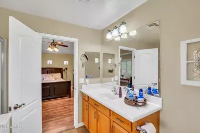 16209 W Mauna Loa Lane, Surprise, AZ 85379 - Photo 18