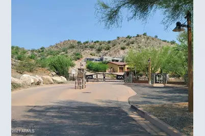 6527 W Gold Mountain Pass #22, Phoenix, AZ 85083 - Photo 2