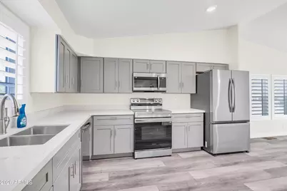 34380 S Cholla Drive, Black Canyon City, AZ 85324 - Photo 12