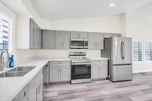 34380 S Cholla Dr, Black Canyon City, AZ 85324 - Photo 12