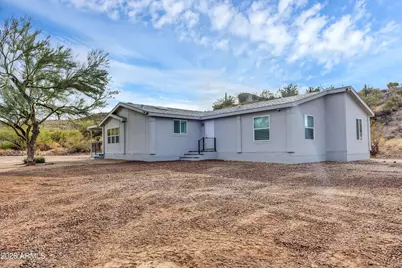 34380 S Cholla Drive, Black Canyon City, AZ 85324 - Photo 2