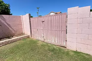 3358 E Wickieup Ln, Phoenix, AZ 85050 - Photo 42