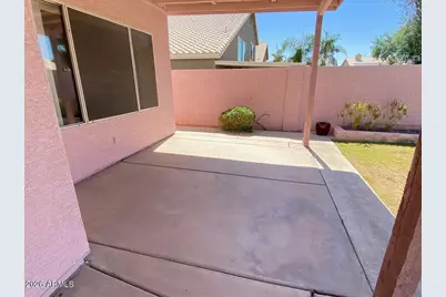 3358 E Wickieup Lane, Phoenix, AZ 85050 - Photo 38