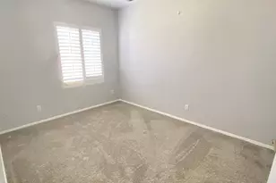 3358 E Wickieup Ln, Phoenix, AZ 85050 - Photo 28