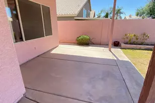 3358 E Wickieup Ln, Phoenix, AZ 85050 - Photo 38