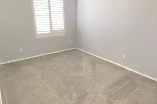 3358 E Wickieup Ln, Phoenix, AZ 85050 - Photo 30