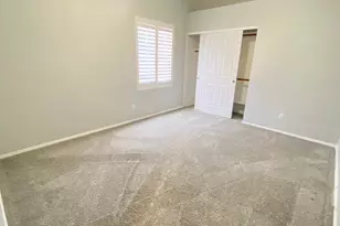 3358 E Wickieup Ln, Phoenix, AZ 85050 - Photo 32