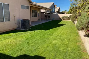 3358 E Wickieup Ln, Phoenix, AZ 85050 - Photo 36