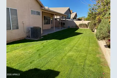 3358 E Wickieup Lane, Phoenix, AZ 85050 - Photo 36