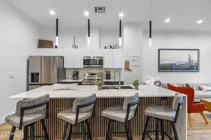 4220 N 32nd St, Phoenix, AZ 85018 - Photo 2