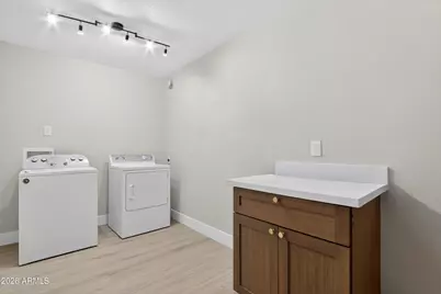 314 E Glade Avenue, Mesa, AZ 85210 - Photo 28