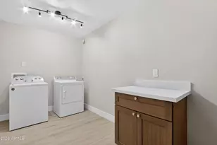 314 E Glade Ave, Mesa, AZ 85210 - Photo 28