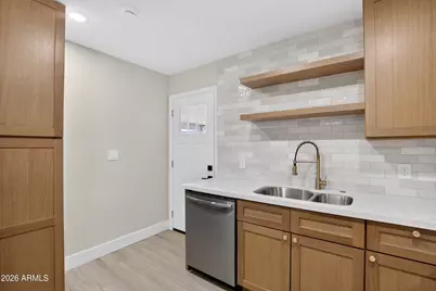 314 E Glade Avenue, Mesa, AZ 85210 - Photo 10