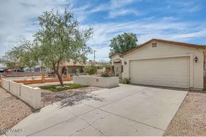 2919 W Palm Lane, Phoenix, AZ 85009 - Photo 2