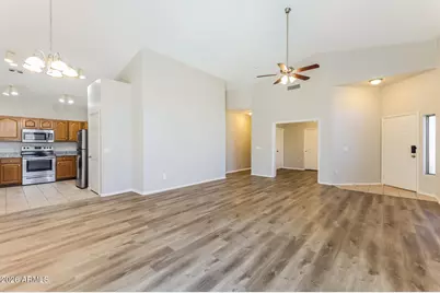 14535 N 87th Drive, Peoria, AZ 85381 - Photo 4