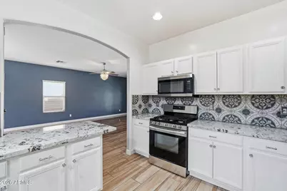 608 W Gary Way, Phoenix, AZ 85041 - Photo 14