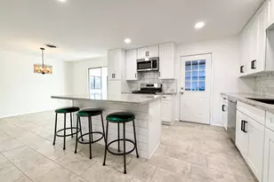 1050 W Romo Jones St, Tempe, AZ 85281 - Photo 2