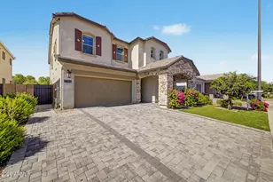 2144 E Flamingo Way E, Gilbert, AZ 85297 - Photo 2