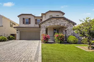 2144 E Flamingo Way E, Gilbert, AZ 85297 - Photo 2