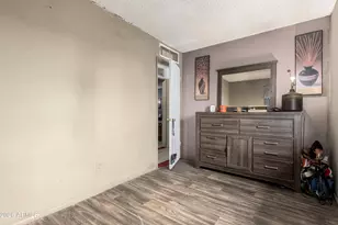 5001 S 19th Dr, Phoenix, AZ 85041 - Photo 22
