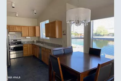 8972 W Lisbon Lane, Peoria, AZ 85381 - Photo 14