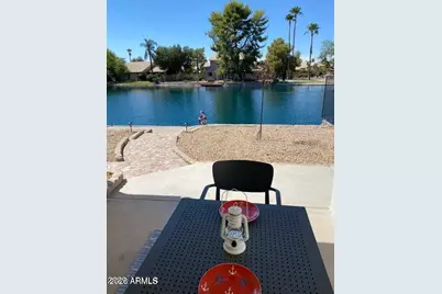 8972 W Lisbon Lane, Peoria, AZ 85381 - Photo 8