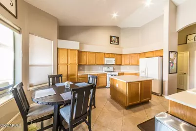 13352 W Alvarado Drive, Goodyear, AZ 85395 - Photo 8