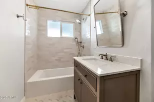 4621 N 43rd St, Phoenix, AZ 85018 - Photo 16