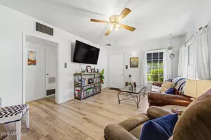 1146 W MacKenzie Dr, Phoenix, AZ 85013 - Photo 8