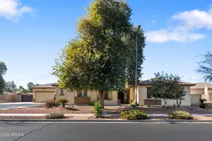 5634 N 82nd Ave, Glendale, AZ 85303 - Photo 2