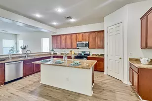 5634 N 82nd Ave, Glendale, AZ 85303 - Photo 8