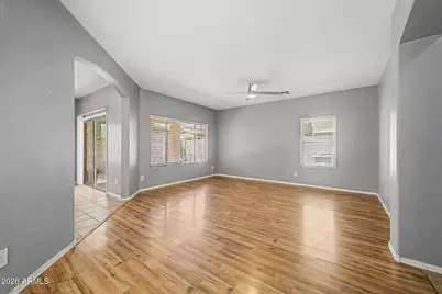 5201 W Shaw Butte Drive, Glendale, AZ 85304 - Photo 8