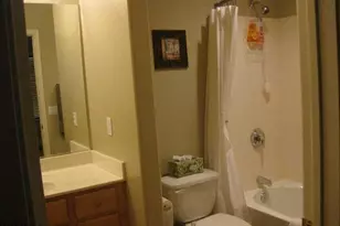 705 W Queen Creek Rd, Chandler, AZ 85248 - Photo 22