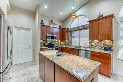 8468 W Rockwood Drive, Peoria, AZ 85382 - Photo 12