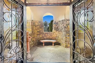 2235 E Mule Deer Rd, Sedona, AZ 86336 - Photo 2