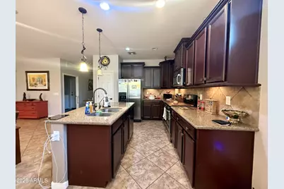 17656 W Cedarwood Lane, Goodyear, AZ 85338 - Photo 6