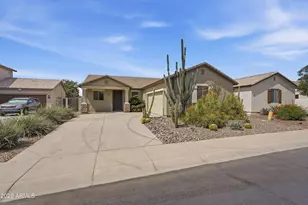 18184 N Calacera St, Maricopa, AZ 85138 - Photo 2