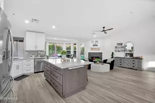 9410 E Topeka Dr, Scottsdale, AZ 85255 - Photo 8