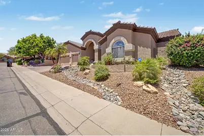 1934 E Everett Drive, Phoenix, AZ 85022 - Photo 2