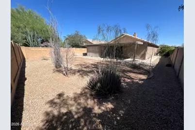 2240 E Mariposa Grande --, Phoenix, AZ 85024 - Photo 12