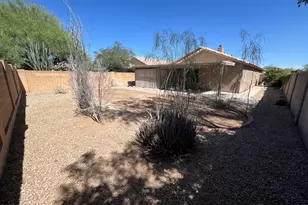 2240 E Mariposa Grande, Phoenix, AZ 85024 - Photo 12
