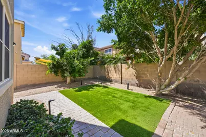2250 E Wayland Drive, Phoenix, AZ 85040 - Photo 34