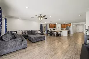 17207 W Pinnacle Vis Dr, Surprise, AZ 85387 - Photo 6