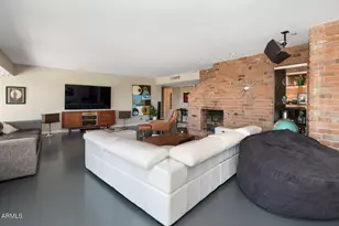 5526 N Camelback Canyon Dr, Phoenix, AZ 85018 - Photo 6